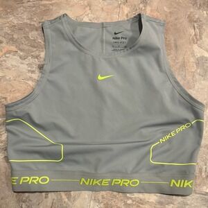 Nike Pro Dri-Fit Tight Fit DM7685 Women's Small Crop Tank Top